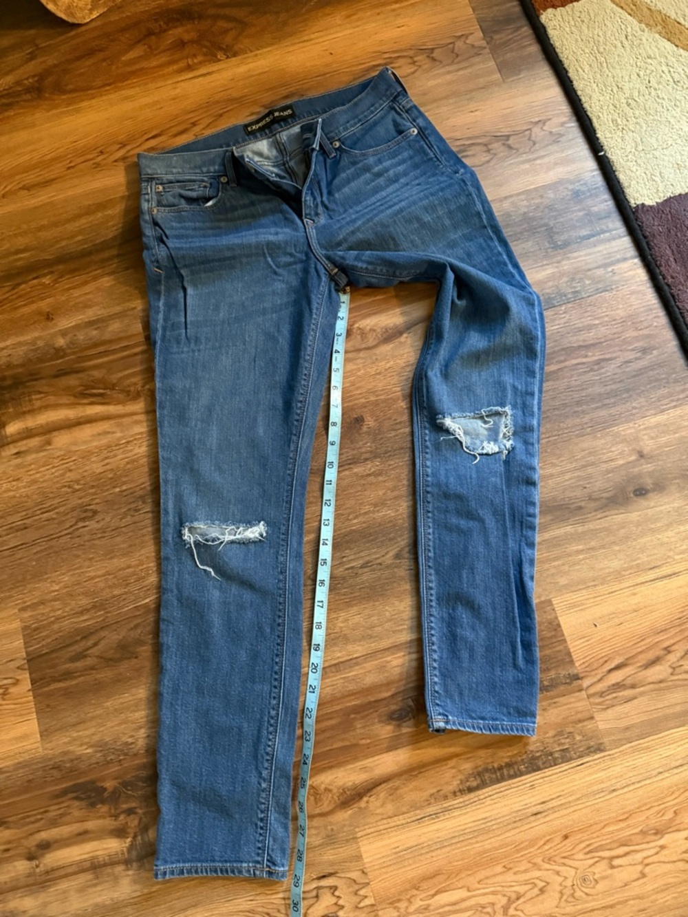 Express Women's Skinny Jeans in Blue with Distressed Knees